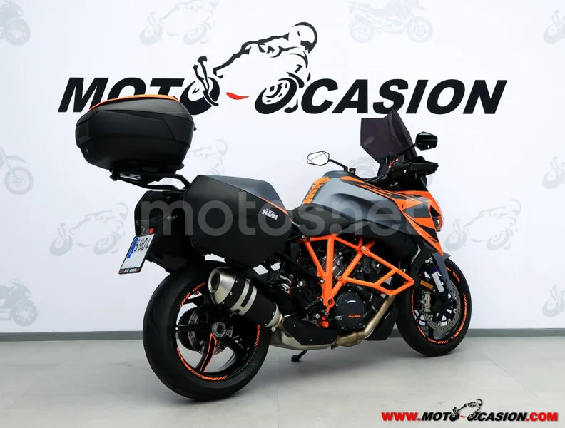 KTM 1290 Super Duke GT – Vista 3