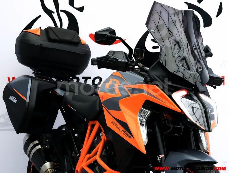 KTM 1290 Super Duke GT – Vista 4