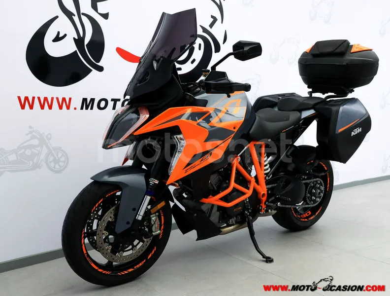 KTM 1290 Super Duke GT – Vista 8