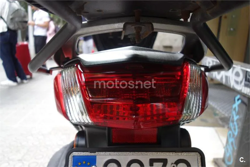 Yamaha NMAX – Vista 14