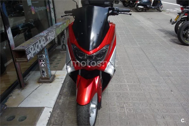Yamaha NMAX – Vista 8