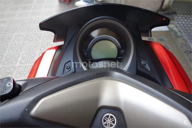 Yamaha NMAX – Vista 10
