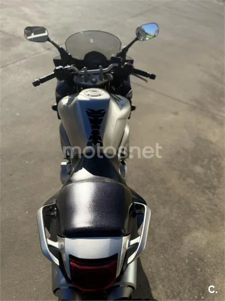 Yamaha FZ6 S – Vista 4