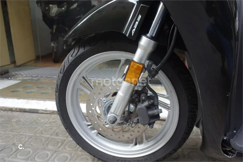 Honda SH 125i – Vista 15