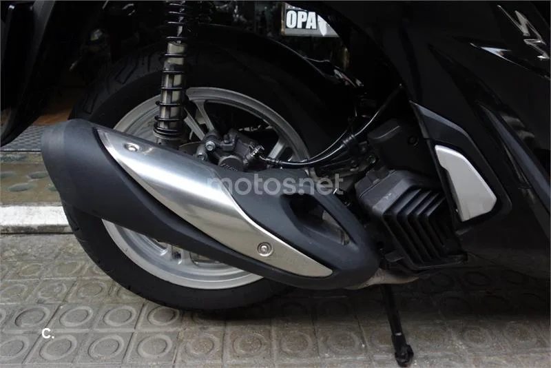 Honda SH 125i – Vista 5