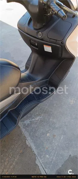 Suzuki Burgman 200 – Vista 5