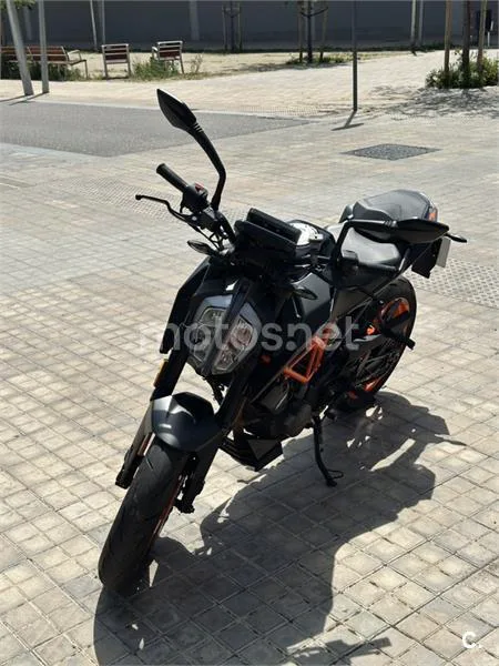 KTM 125 – Vista 2