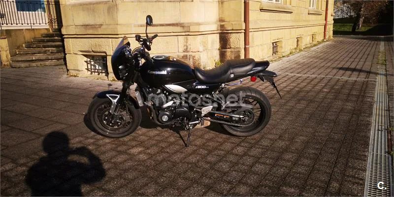Kawasaki Z900RS - Vista 6