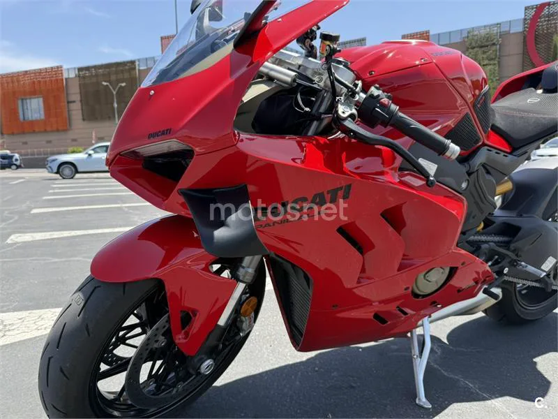 Ducati Panigale V4 – Vista 2