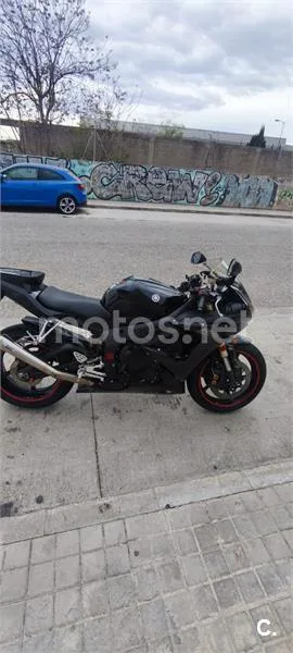 Yamaha R6 – Vista 3