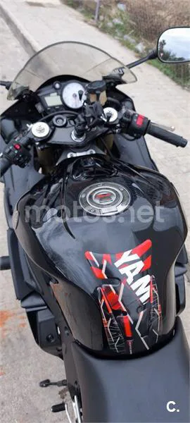 Yamaha R6 – Vista 9