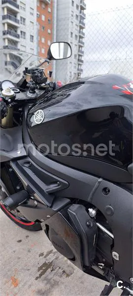 Yamaha R6 – Vista 10