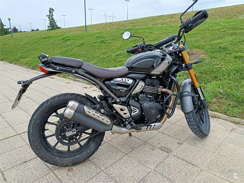 Triumph Scrambler 400 X – Vista 2