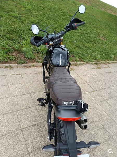 Triumph Scrambler 400 X – Vista 7