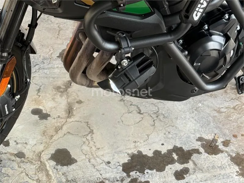 Kawasaki Versys 1100 - Vista 26