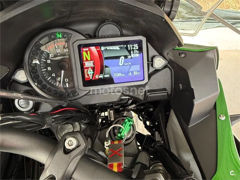 Kawasaki Versys 1100 - Vista 28