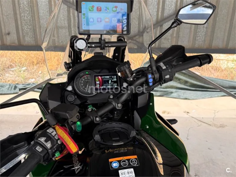 Kawasaki Versys 1100 - Vista 32