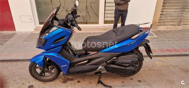Kymco K-XCT 300i – Vista 2