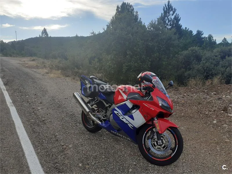 Honda CBR 600 F 2800 € 2001 Zaragoza - 1