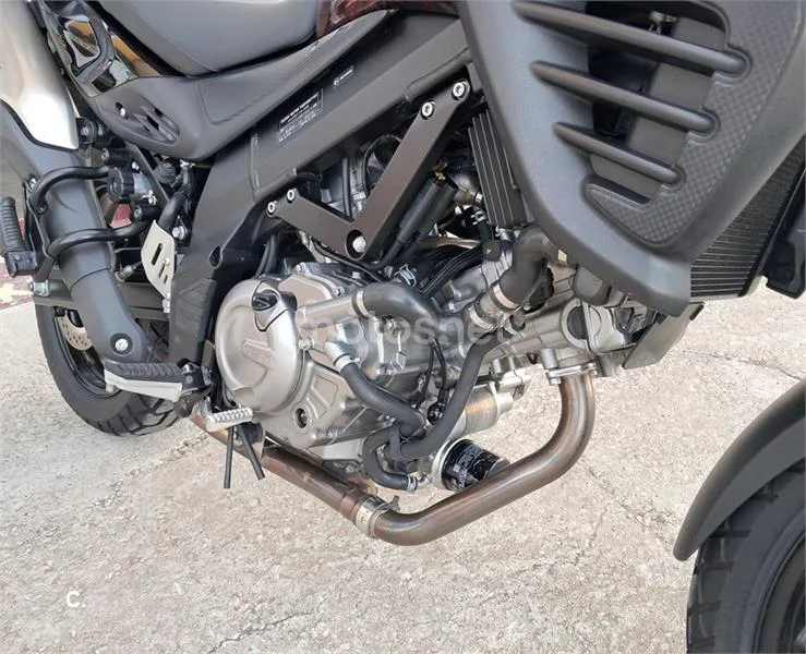 Suzuki V-Strom 650 – Vista 6