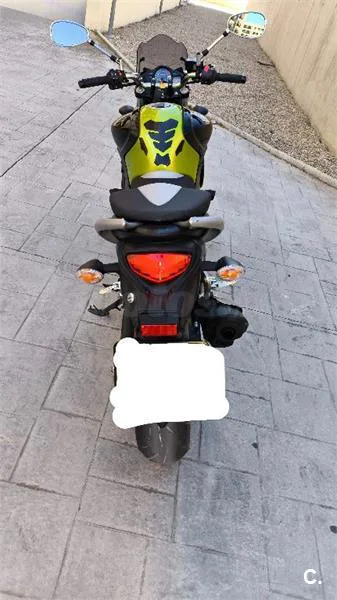 Suzuki SFV 650 Gladius – Vista 4