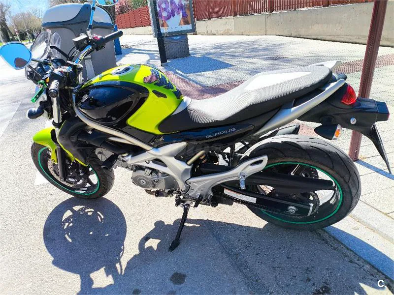 Suzuki SFV 650 Gladius – Vista 5