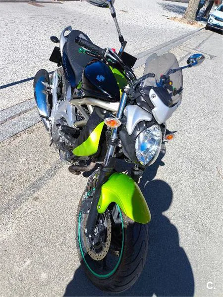 Suzuki SFV 650 Gladius – Vista 6