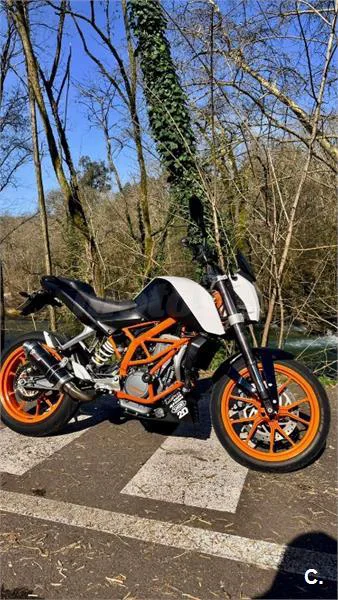 KTM 390 Duke – Vista 2