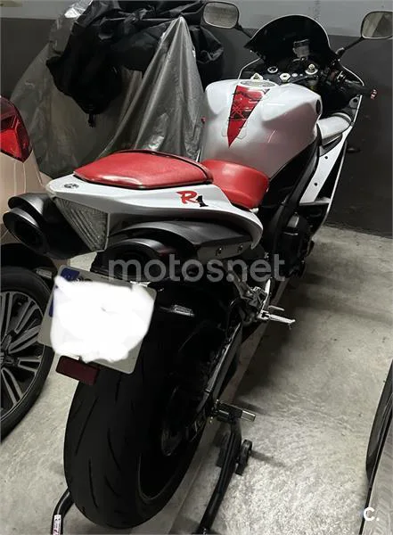 Yamaha R1 – Vista 2
