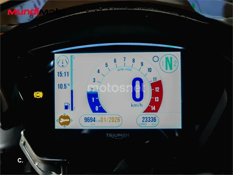 Triumph Speed Triple – Vista 12