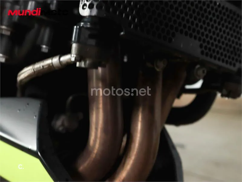 Triumph Speed Triple – Vista 13