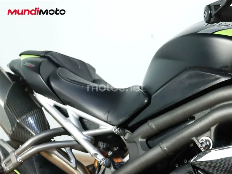 Triumph Speed Triple – Vista 18