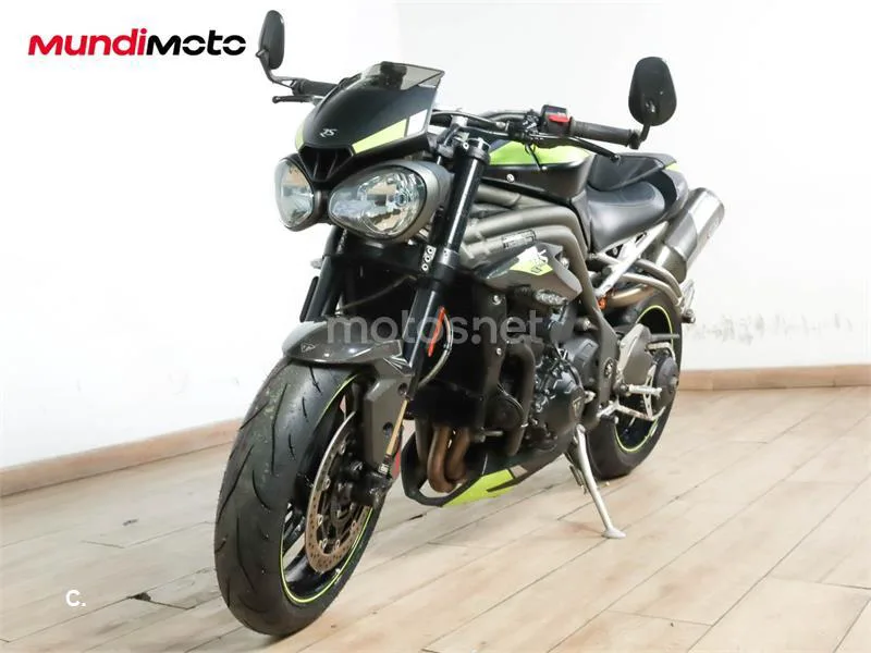 Triumph Speed Triple – Vista 7