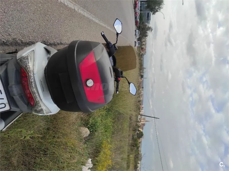 Daelim S3 125 FI Touring - Vista 3