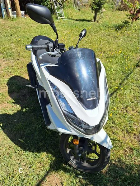Honda PCX 125 – Vista 5