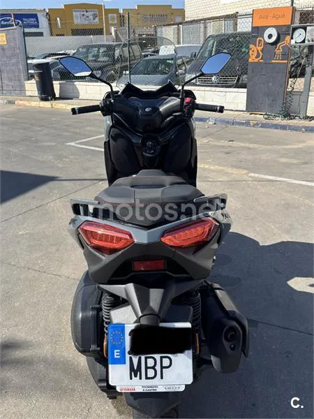 Yamaha XMAX 300 – Vista 3