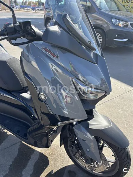 Yamaha XMAX 300 – Vista 9