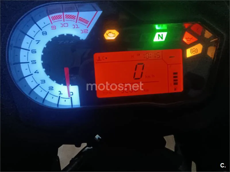 Benelli TRK 502 – Vista 3