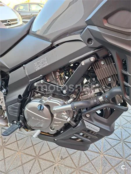 Suzuki V-Strom 650 – Vista 4