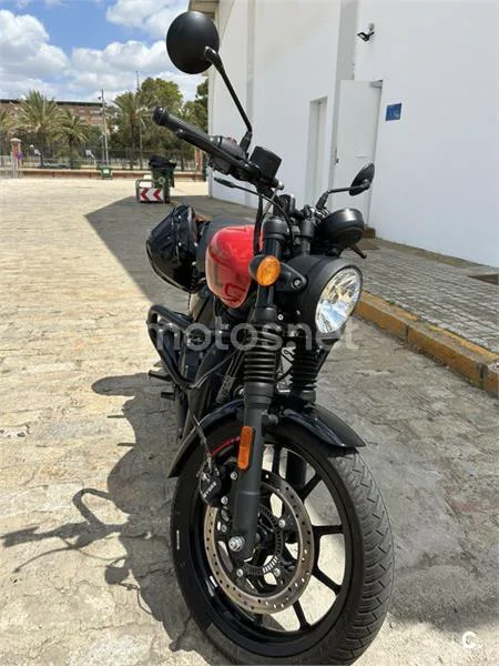 Royal Enfield Hunter 350 – Vista 2