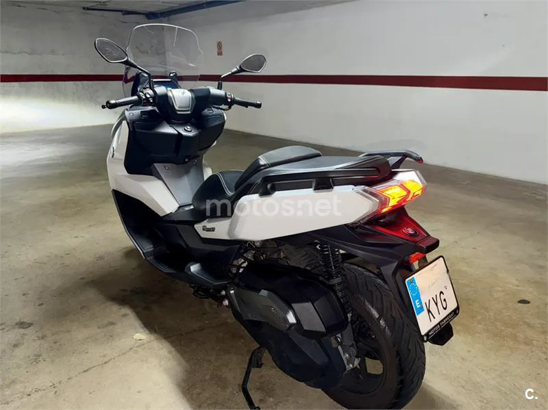 BMW C 400 GT – Vista 12
