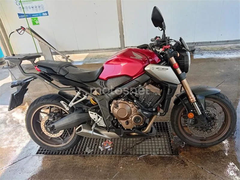Honda CB650R - Vista 3
