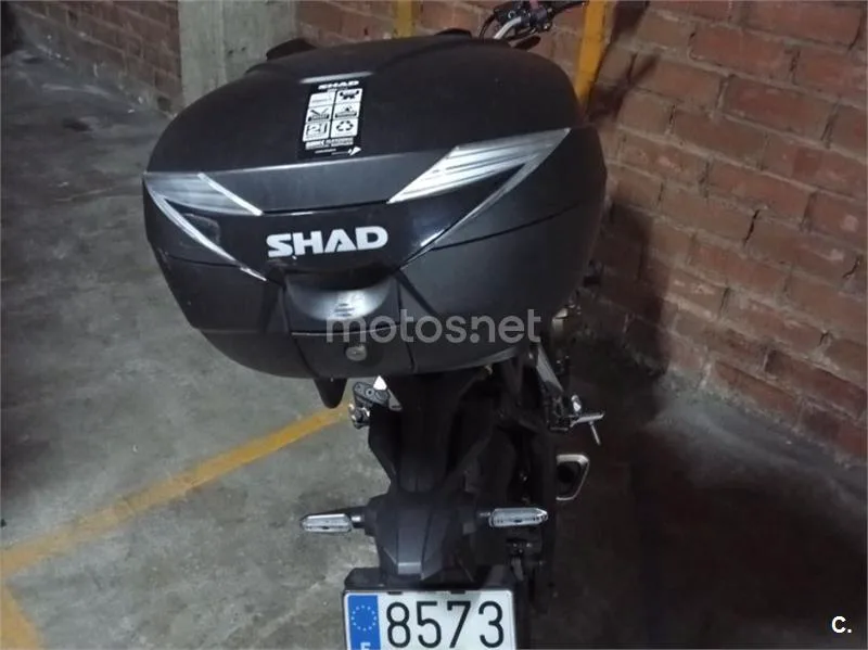 Honda CB650R - Vista 8