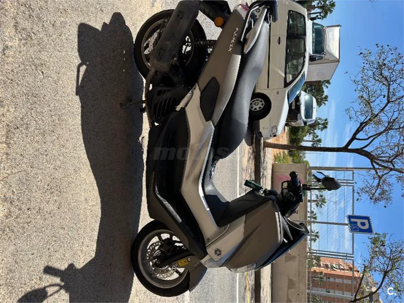 Yamaha NMAX – Vista 4