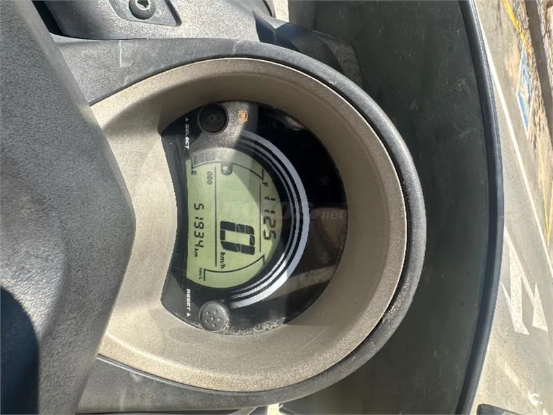 Yamaha NMAX – Vista 5