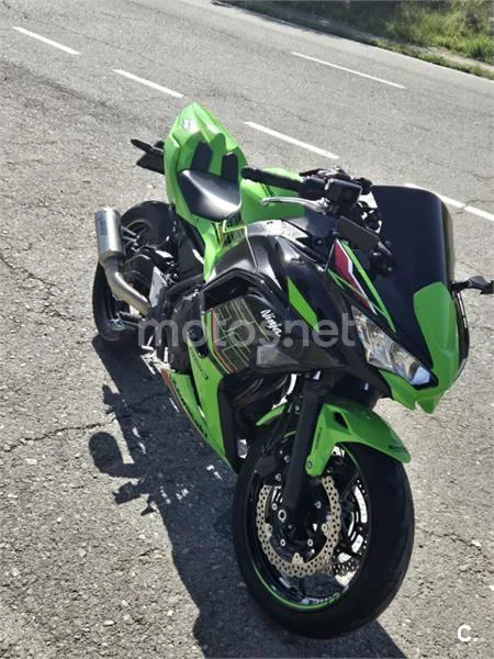 Kawasaki Ninja 650 – Vista 2