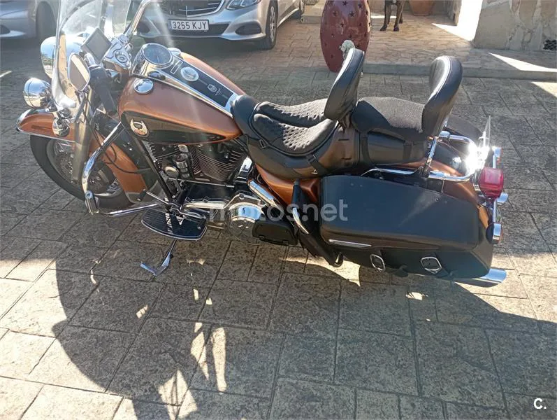 Harley-Davidson Road King – Vista 8