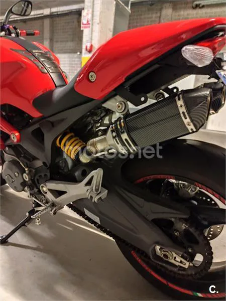 Ducati Monster 696 – Vista 3