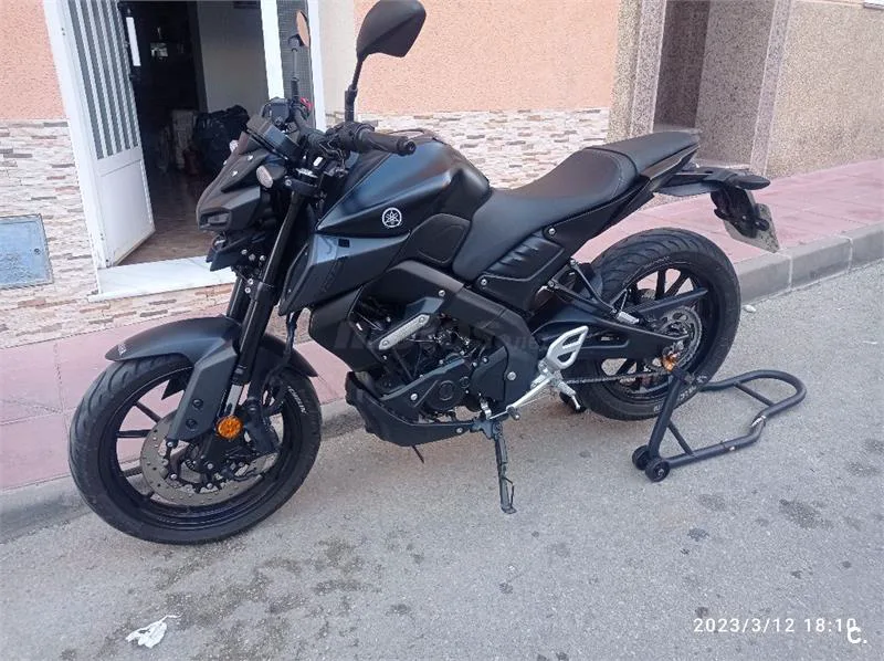 Yamaha MT-03 – Vista 7