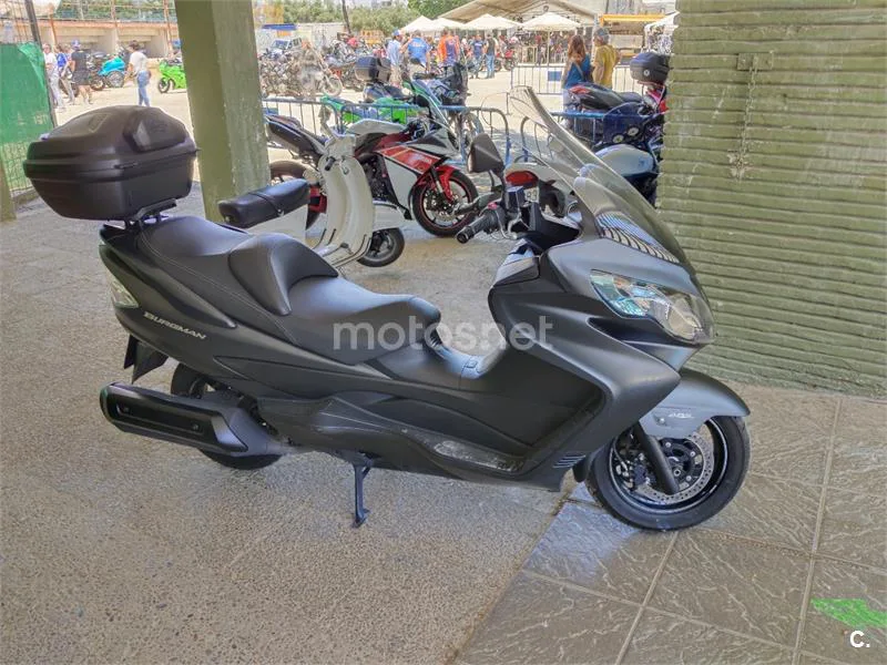 Suzuki Burgman 400 – Vista 2